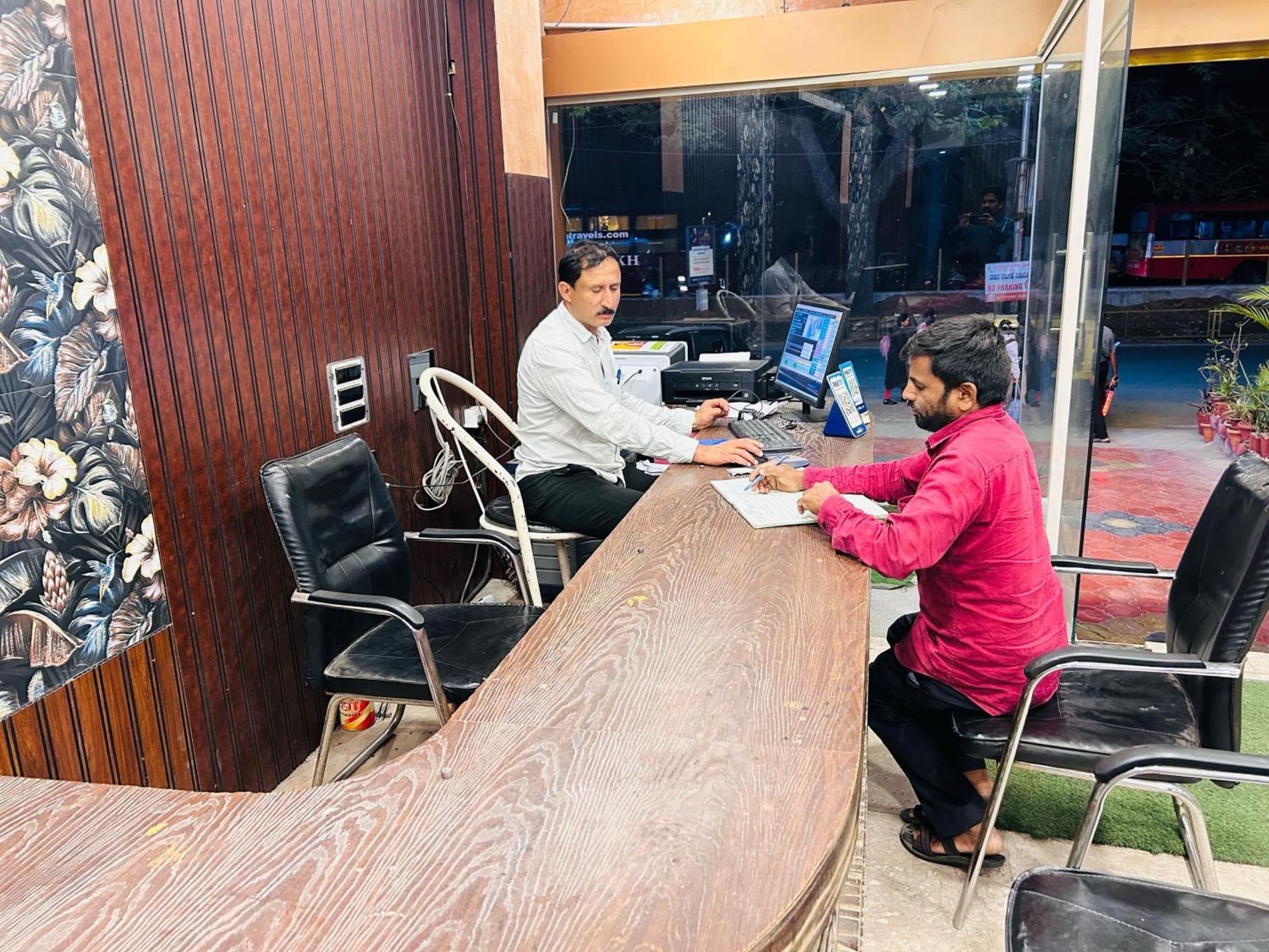Hotel O Rajdhani Group Of Hotels Mysore Εξωτερικό φωτογραφία